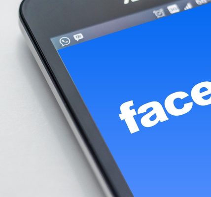 Facebook, internet, network — Maximize Brand Exposure with Customized Strategies from a Facebook Ad Agency